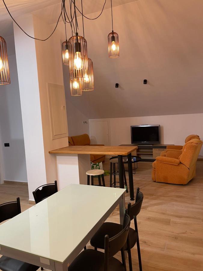 Casa Rural San Victorian 16 อาอินซา ภายนอก รูปภาพ